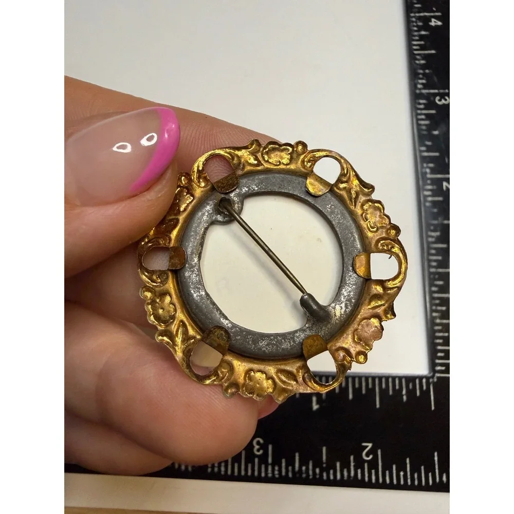 Vintage Brass Tone Floral Lithograph Brooch Ornate Scalloped Round Pin 1.5 Inch